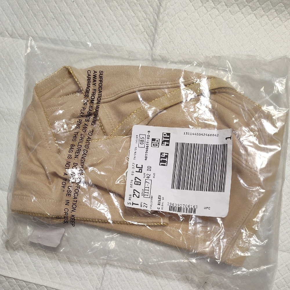 New In Package Women's Tan Front-Closure Bra 42DD - Picture 5 of 5